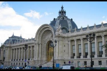 Малый Дворец (фр. Petit Palais) – музей изящных искусств в Париже.